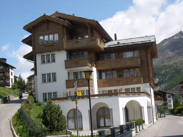 Chalet Suisse 3