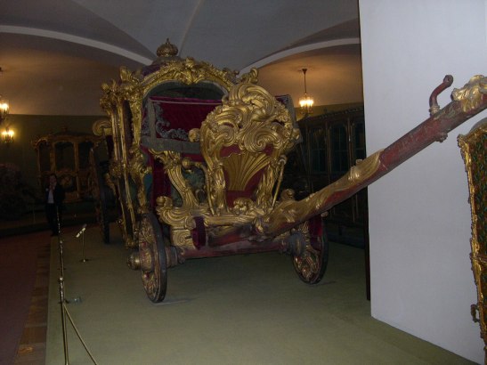 au palais des armures 8