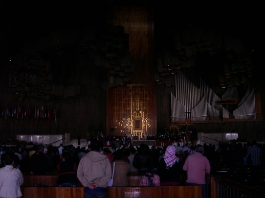 DSCN7008Intérieur de Ntre Dame de Guadaloupé du Mexico