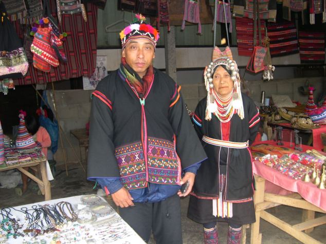 tribu karen originaires du myanmar