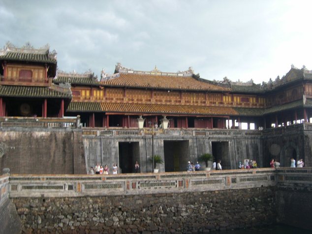 Visite de la Cité Impériale des Nguyen porte de l'ouest